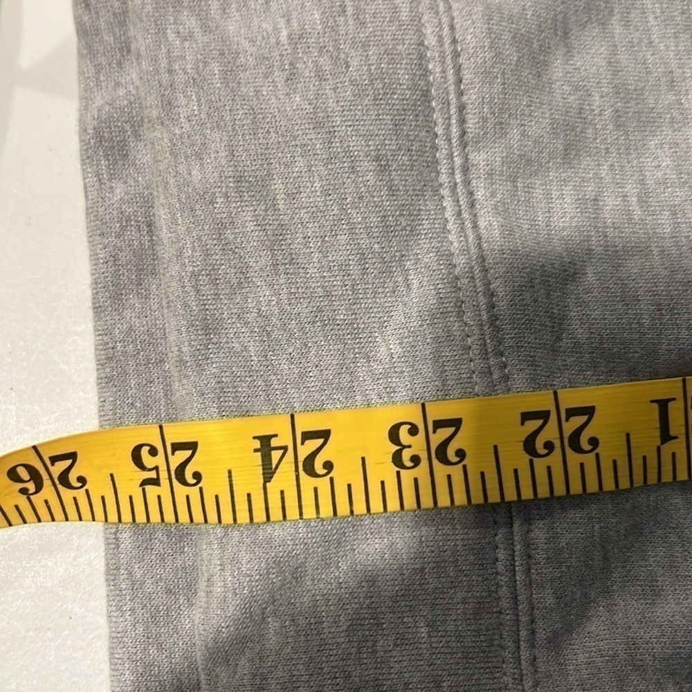 Kensie Sweatshirt Open Back tie and button size medium - Picture 8 of 11